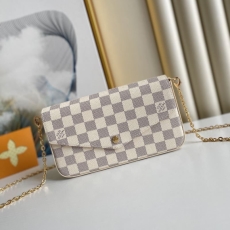 LV Purse